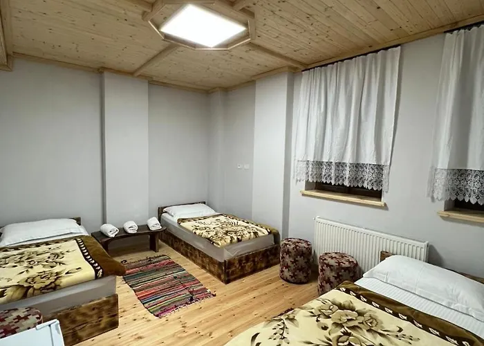 Bujtina Oxhaku I Docit Peshkopi