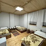 Bujtina Oxhaku I Docit Peshkopi