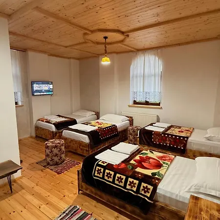 Maison d'hôtes Bujtina Oxhaku I Docit