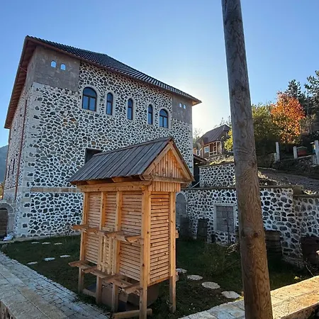 Bujtina Oxhaku I Docit Gasthof