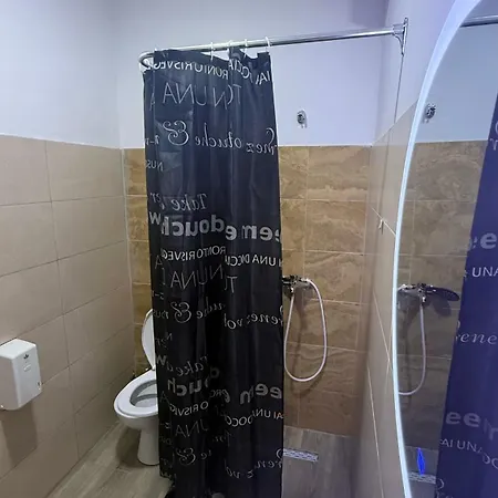 Bujtina Oxhaku I Docit Peshkopi