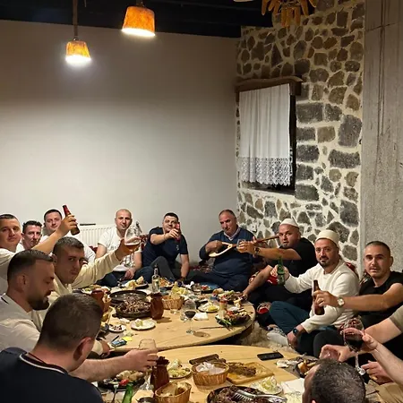 Gasthof Bujtina Oxhaku I Docit Peshkopi