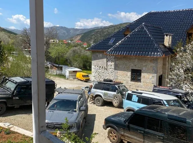 Bujtina Oxhaku I Docit Gasthof 3*